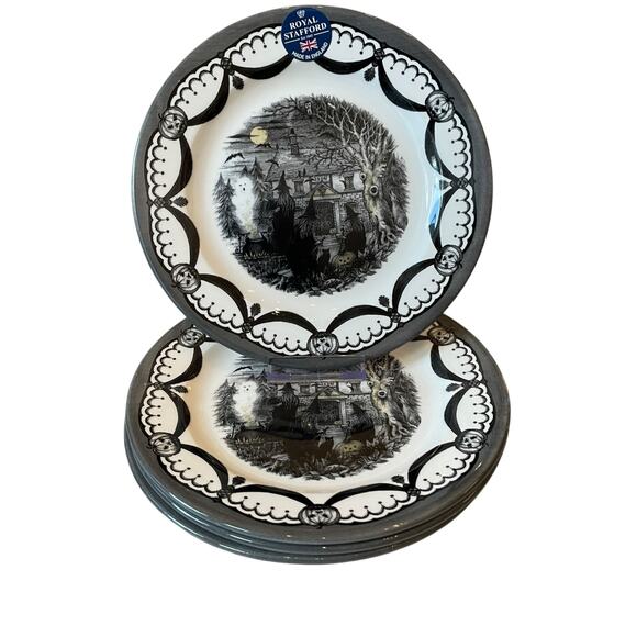 Royal Stafford Halloween Salad Plates 8.5in Porcelain Set of 2 Spooky Boo New - Picture 9 of 15